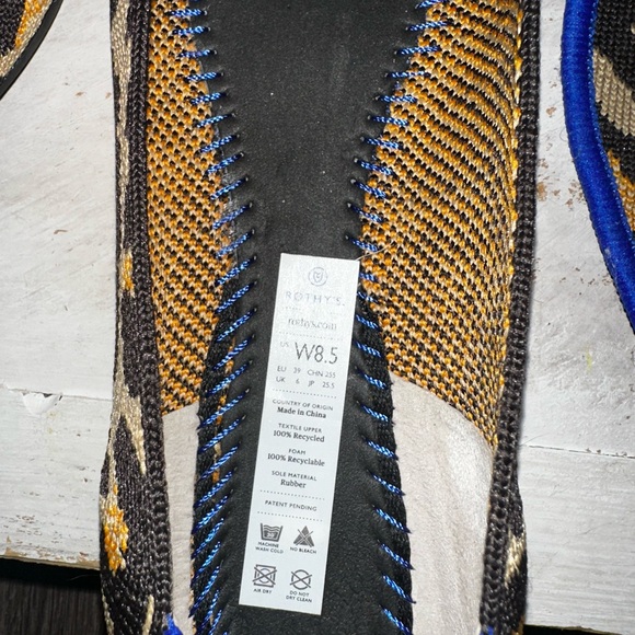 Rothy's big cat leopard print- the point flats - Picture 12 of 16